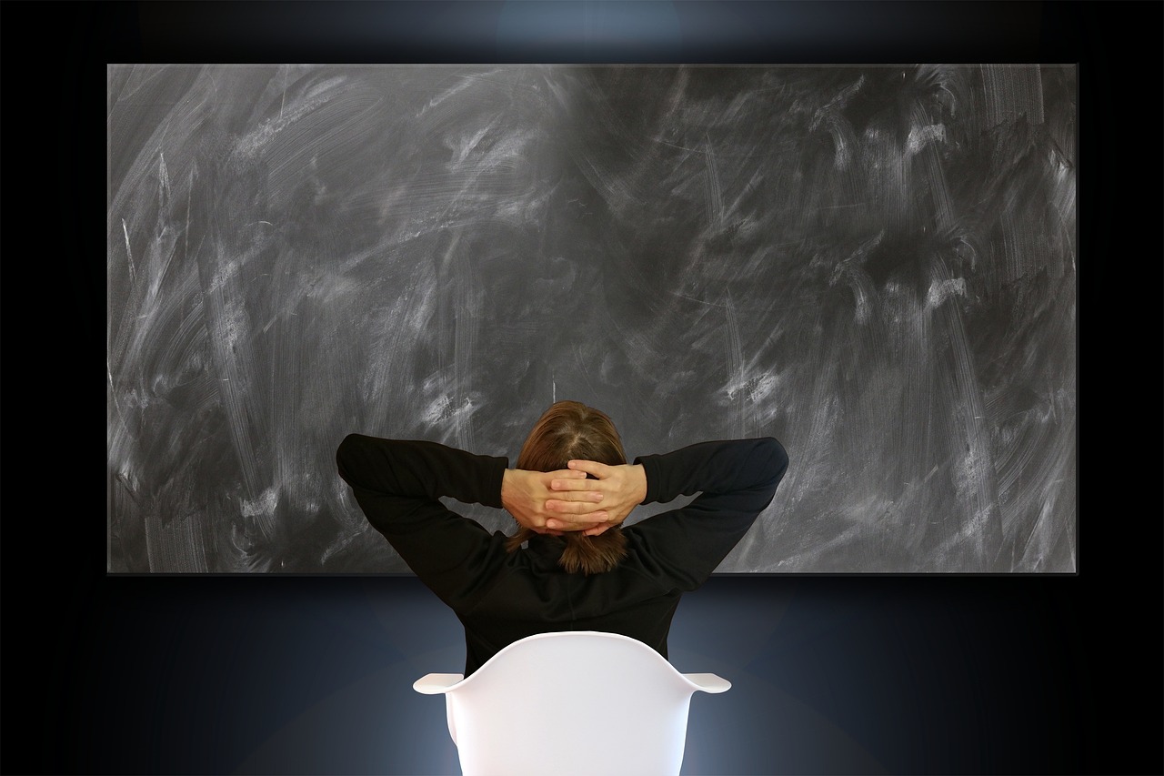 爱喜蓝指南针爆珠:手机广告推广代理平台