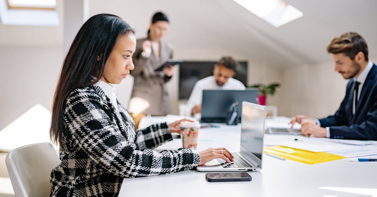 菠萝云实名账号：波音现金网开户平台