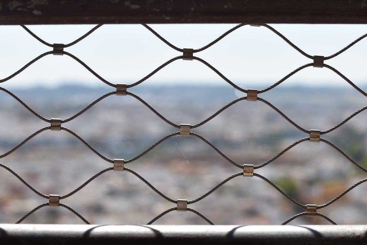 极信通信实名账号：实名账号如何保障网站和用户的权益？ 